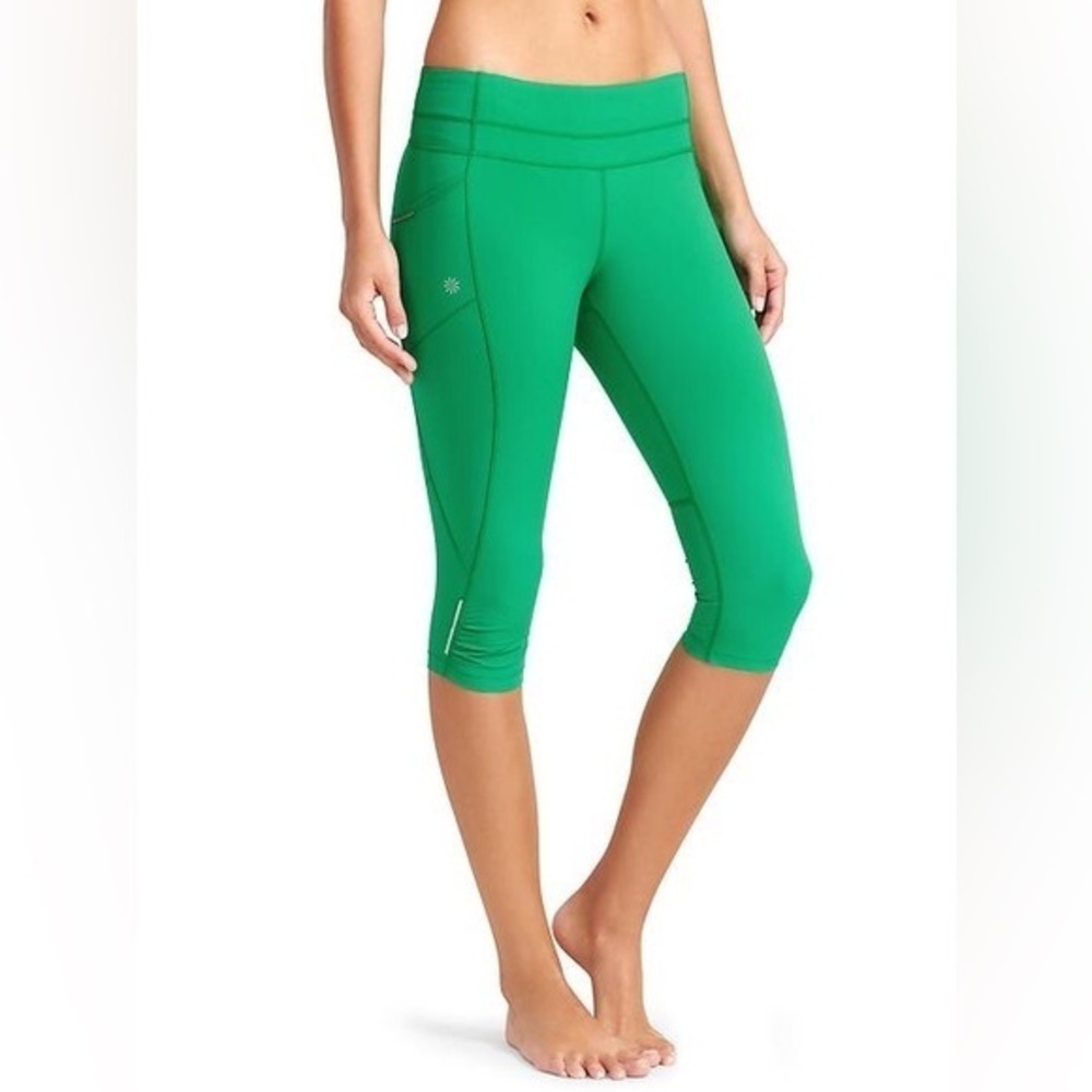 Athleta Peridot Green Donny Be Free reflective Cropped Leggings Capris Size XS